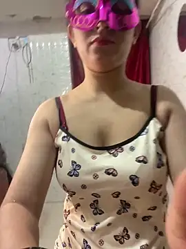 Red Queen 11 online show from 11-20-25, 06:18