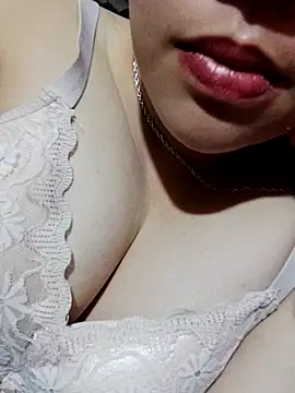 yelow-bee online show from 11-15-25, 06:04