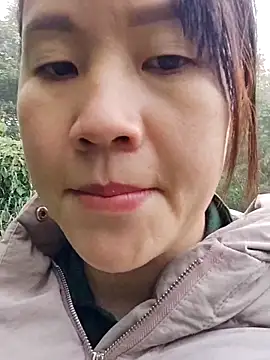 yelow-bee online show from 11-26-25, 12:22