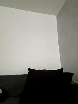 Snapshot of NicollleDiamondd chatting on 11-21-25, 01:10 NicollleDiamondd online show from 11-21-25, 01:10