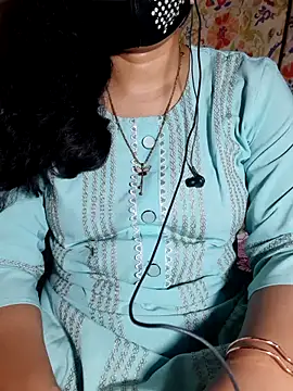 Snapshot of HotGirl23231 chatting on 05-18-26, 06:47 HotGirl23231 online show from 05-18-26, 06:47
