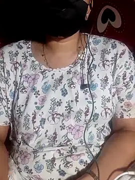 HotGirl23231 online show from 07-28-26, 07:04