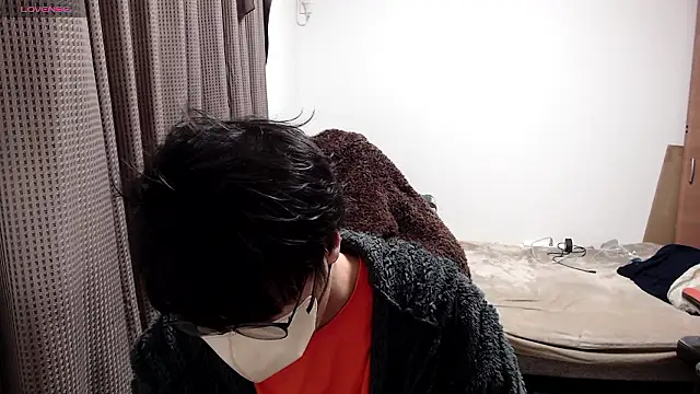 Snapshot of yuu-to-desu chatting on 01-09-26, 12:13 yuu-to-desu online show from 01-09-26, 12:13