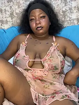 Snapshot of Exxoticaa chatting on 12-16-25, 09:42 Exxoticaa online show from 12-16-25, 09:42