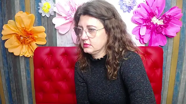 Snapshot of RoseHille chatting on 12-04-25, 02:48 RoseHille online show from 12-04-25, 02:48