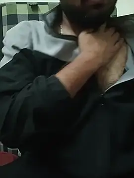 Snapshot of MrToxxic chatting on 11-15-25, 05:53 MrToxxic online show from 11-15-25, 05:53