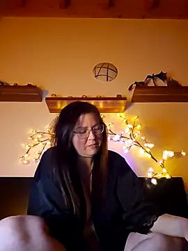 Persephone CH off online show from 11-28-25, 11:07