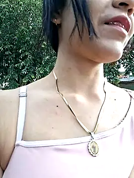 Snapshot of Skinny_Wet chatting on 11-13-25, 12:48 Skinny Wet online show from 11-13-25, 12:48