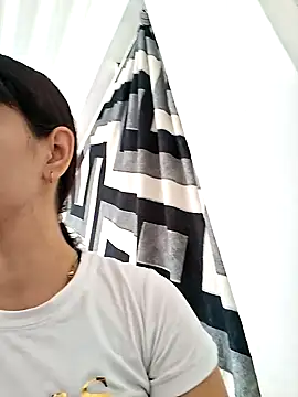 Snapshot of Skinny_Wet chatting on 11-19-25, 12:49 Skinny Wet online show from 11-19-25, 12:49