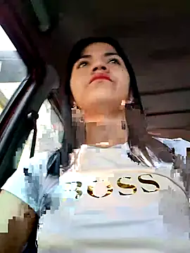 Snapshot of Skinny_Wet chatting on 12-02-25, 11:37 Skinny Wet online show from 12-02-25, 11:37