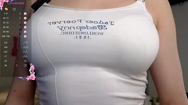 Snapshot of lolly_dollyyy chatting on 11-15-25, 07:10 lolly dollyyy online show from 11-15-25, 07:10