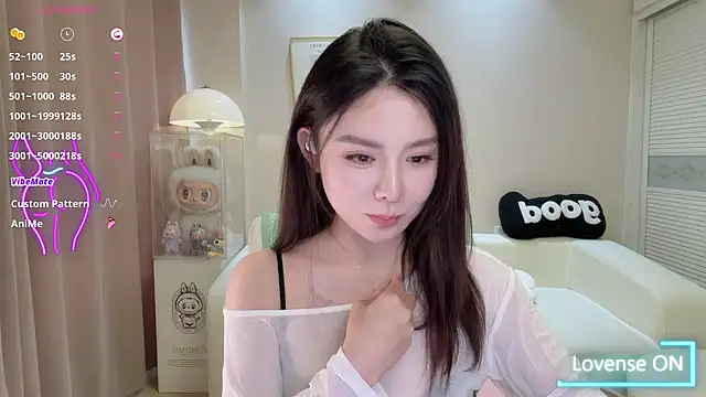 Snapshot of yannizi chatting on 06-22-26, 06:32 yannizi online show from 06-22-26, 06:32