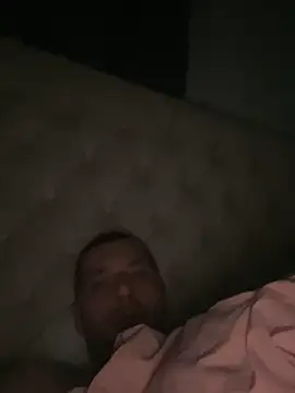 Snapshot of Kinkycouple142 chatting on 11-16-25, 04:45 Kinkycouple142 online show from 11-16-25, 04:45