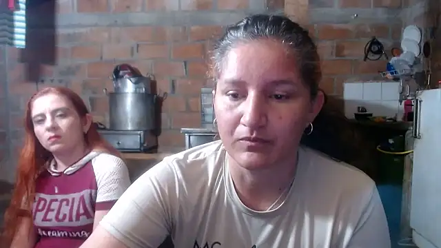 Snapshot of Sra_Angelina chatting on 05-08-26, 02:06 Sra Angelina online show from 05-08-26, 02:06