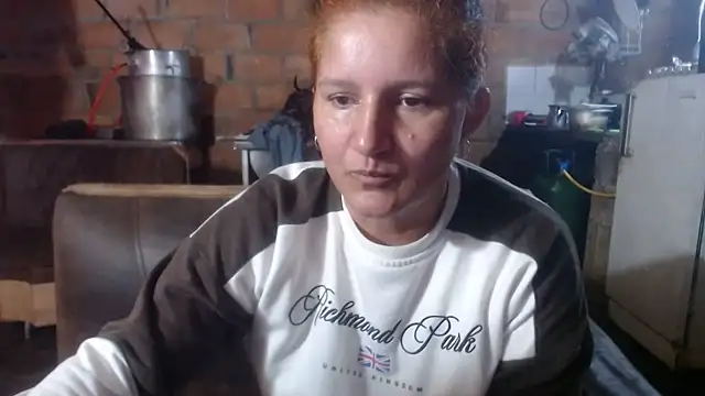 Snapshot of Sra_Angelina chatting on 06-07-26, 09:29 Sra Angelina online show from 06-07-26, 09:29