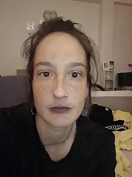 AnonymeCmoi online show from 06-07-26, 10:02