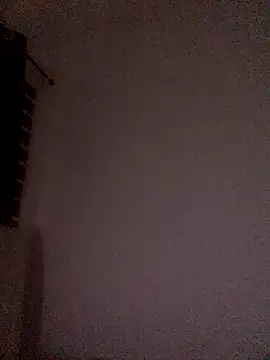 Snapshot of kimbrad chatting on 11-11-25, 07:25 kimbrad online show from 11-11-25, 07:25