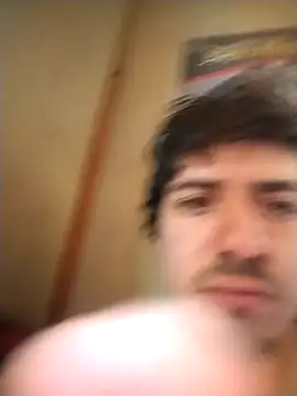 Snapshot of Gabriel_belen chatting on 11-12-25, 03:45 Gabriel belen online show from 11-12-25, 03:45