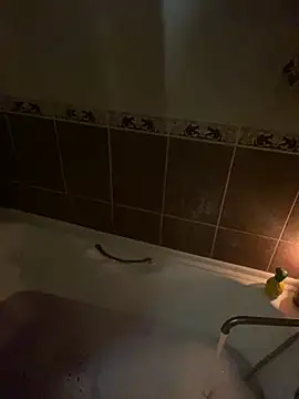 Snapshot of Dona_Mafia chatting on 11-19-25, 12:05 Dona Mafia online show from 11-19-25, 12:05