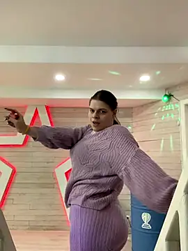 Snapshot of Dona_Mafia chatting on 12-15-25, 11:53 Dona Mafia online show from 12-15-25, 11:53