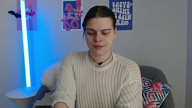 Snapshot of Dona_Mafia chatting on 12-18-25, 09:32 Dona Mafia online show from 12-18-25, 09:32