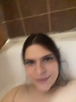 Snapshot of Dona_Mafia chatting on 01-14-26, 10:10 Dona Mafia online show from 01-14-26, 10:10