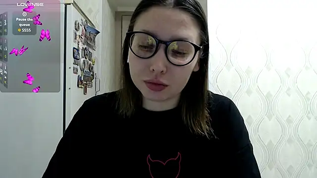 Snapshot of your__gena chatting on 02-04-26, 03:29 your gena online show from 02-04-26, 03:29