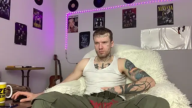 Huntall77 online show from 03-16-26, 05:44