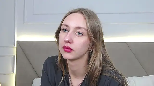 Snapshot of RachaelCute chatting on 11-10-25, 08:57 RachaelCute online show from 11-10-25, 08:57