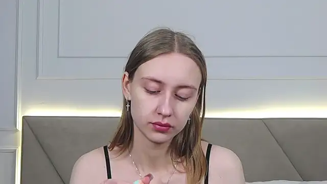 Snapshot of RachaelCute chatting on 11-16-25, 04:29 RachaelCute online show from 11-16-25, 04:29