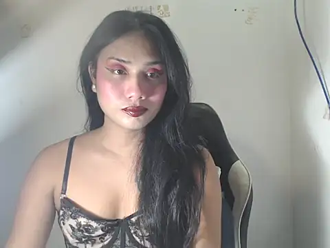 Snapshot of andy_cummy27 chatting on 03-12-26, 01:06 andy cummy27 online show from 03-12-26, 01:06