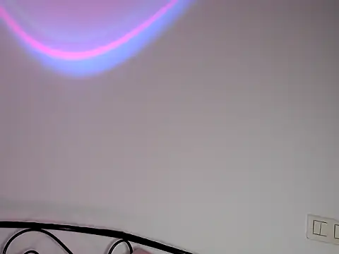 Snapshot of MissyDior8 chatting on 11-26-25, 06:03 MissyDior8 online show from 11-26-25, 06:03