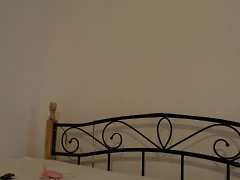 Snapshot of MissyDior8 chatting on 11-28-25, 05:54 MissyDior8 online show from 11-28-25, 05:54