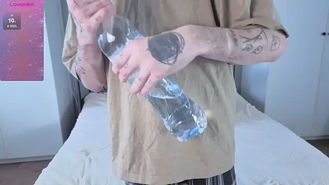 Danny loves Mary online show from 01-11-26, 07:24