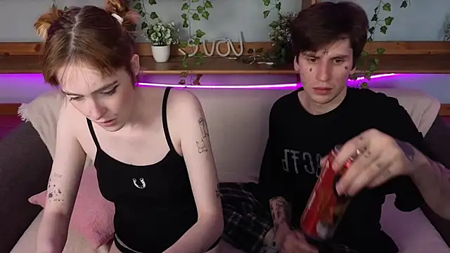 Danny loves Mary online show from 05-25-26, 02:06