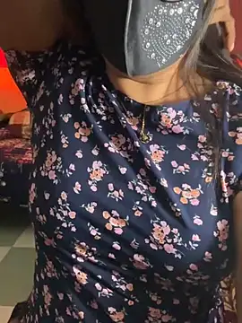 Snapshot of Saguphtah_Chattergy_22 chatting on 11-23-25, 10:04 Saguphtah Chattergy 22 online show from 11-23-25, 10:04