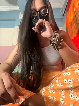 Snapshot of Saguphtah_Chattergy_22 chatting on 11-25-25, 10:04 Saguphtah Chattergy 22 online show from 11-25-25, 10:04