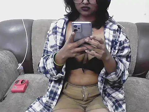 Soniya singh   online show from 02-15-26, 07:10