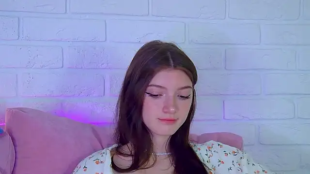 SophiaProve online show from 02-20-26, 04:07