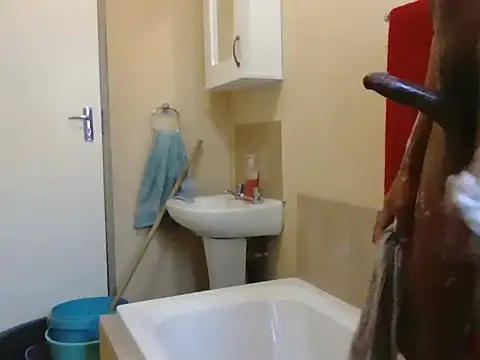 caramellon online show from 11-10-25, 03:00