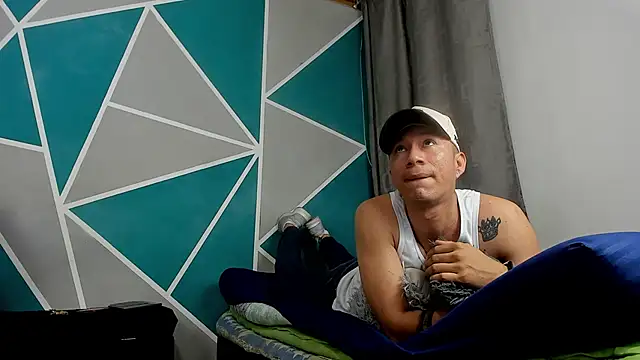 Stiven gutierrez online show from 11-11-25, 11:21