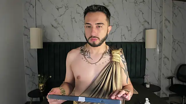 Snapshot of dave_wolff chatting on 11-21-25, 12:04 dave wolff online show from 11-21-25, 12:04