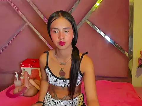 Snapshot of CloeMorenti_ chatting on 11-29-25, 12:52 CloeMorenti online show from 11-29-25, 12:52