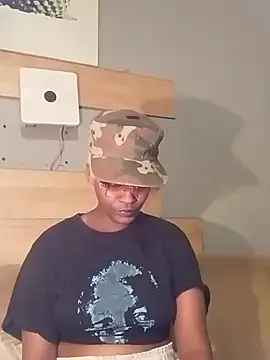 CurvyBabe36 online show from 04-04-26, 07:33