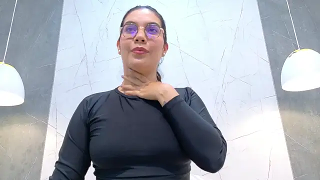 Snapshot of NattyTrainor chatting on 11-17-25, 04:51 NattyTrainor online show from 11-17-25, 04:51