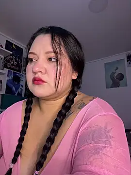 Snapshot of Just_danna chatting on 05-26-26, 05:14 Just danna online show from 05-26-26, 05:14