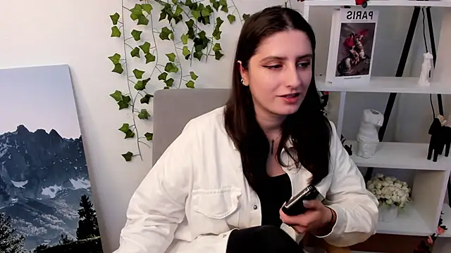 MikaClausing online show from 11-11-25, 07:30