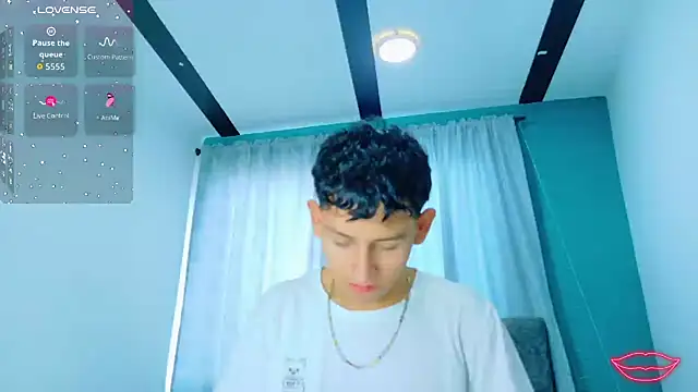 FelipeGonzalezz online show from 12-15-25, 12:53