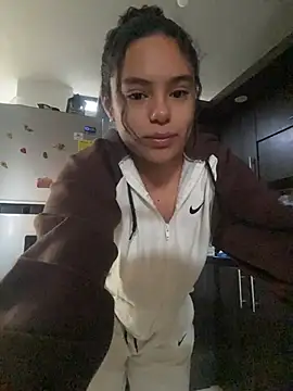 Ciara Lawrence online show from 11-25-25, 02:06