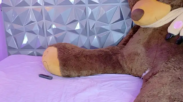 Ciara Lawrence online show from 11-29-25, 02:20